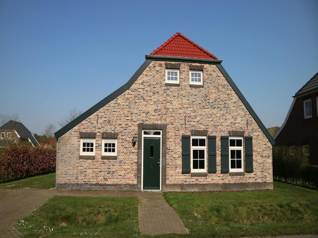 Gallery image of Comfortable farmhouse villa with two bathrooms in Limburg in Roggel