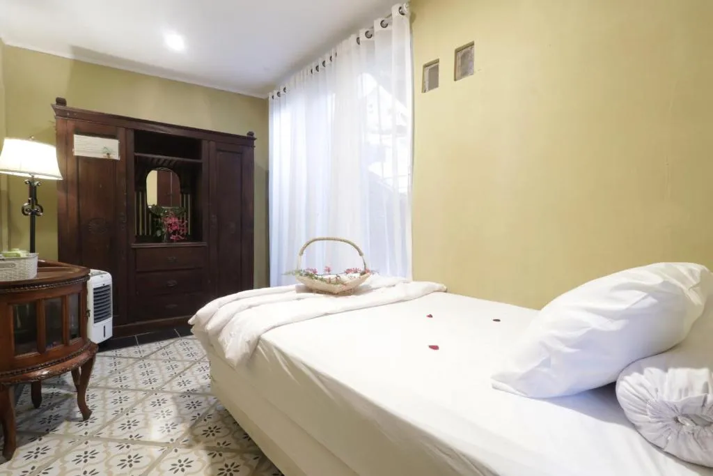 NILA HOUSE, Sharia Family Home Stay, Jakarta, Indonezia
