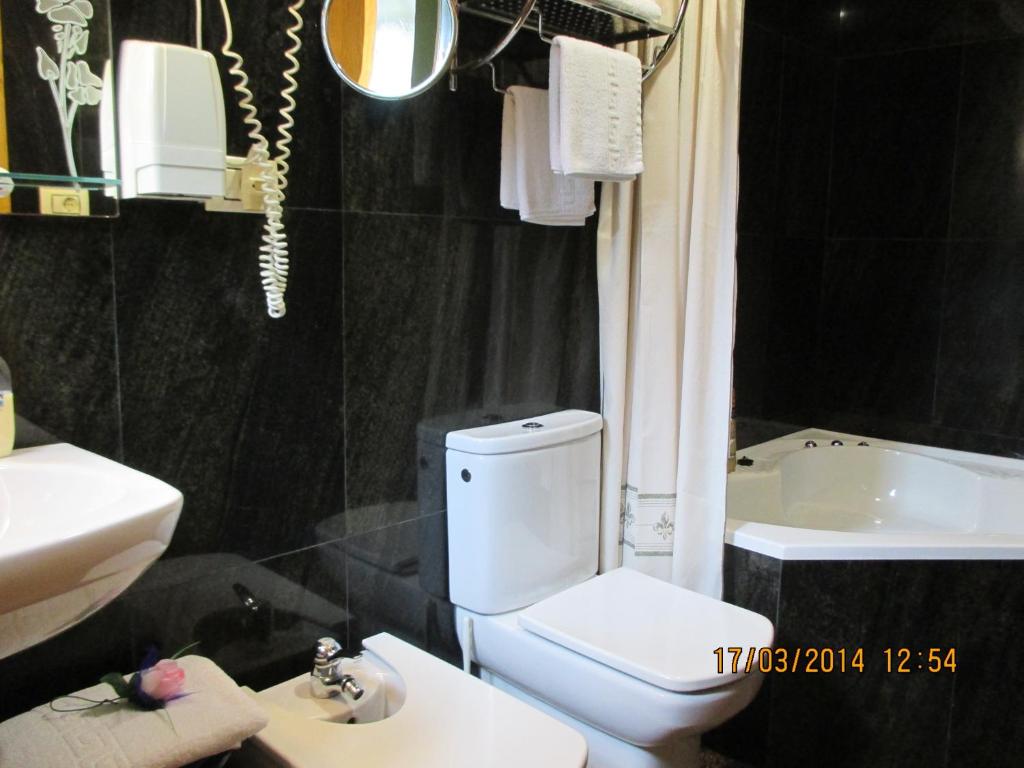 Hotel Playa Samil Vigo - Double Room With Parking Included