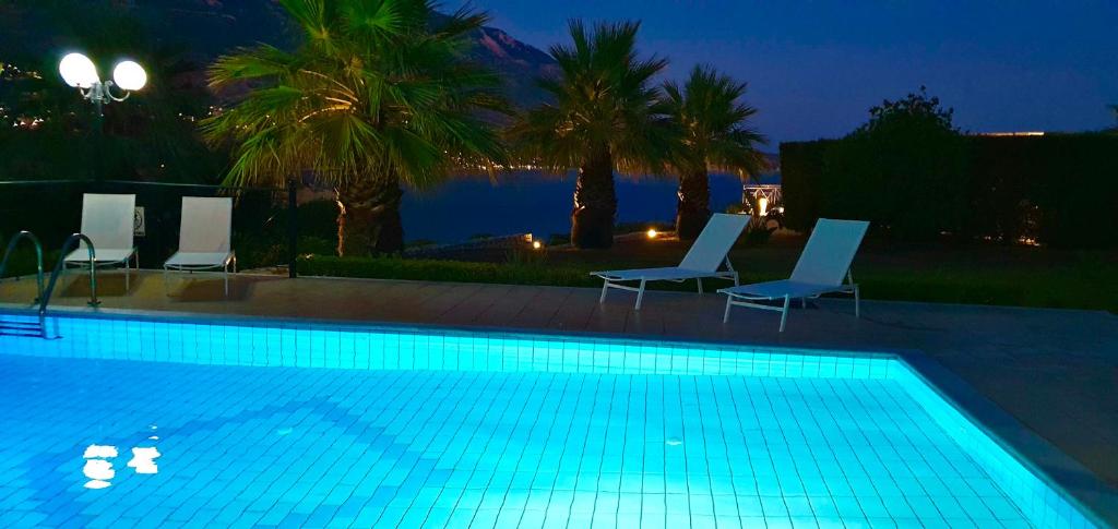 Basen w obiekcie Seaside Villa Kefaloniaprivatevillas lub w pobliżu