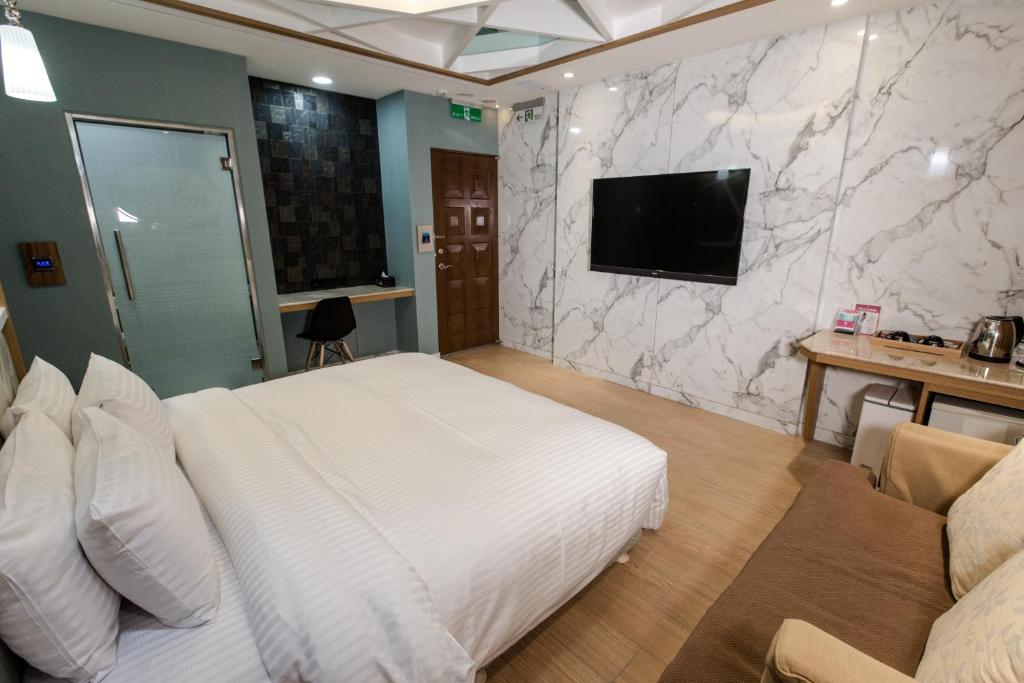 TV a/nebo společenská místnost v ubytování Point Motel