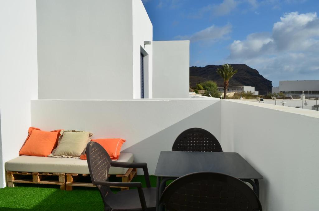 Apartamentos Cala San Pedro - Estudio Con Terraza