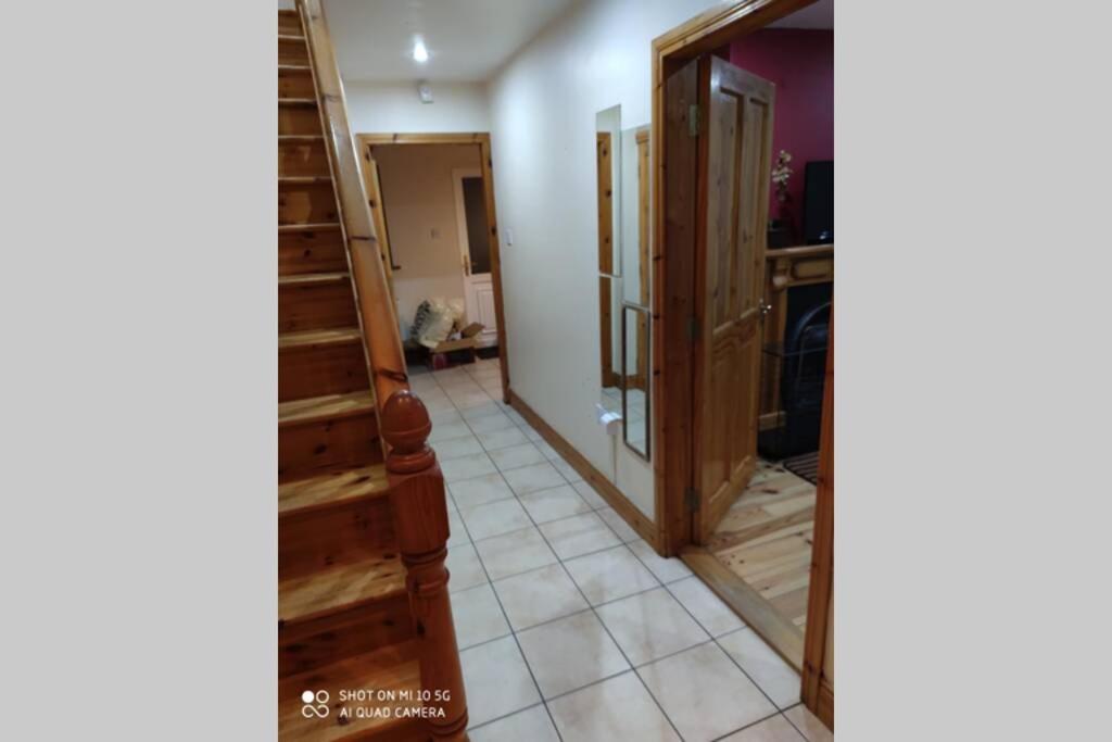 Fotografie z fotogalerie ubytování Townhouse 3 Barrow Lane v destinaci Bagenalstown