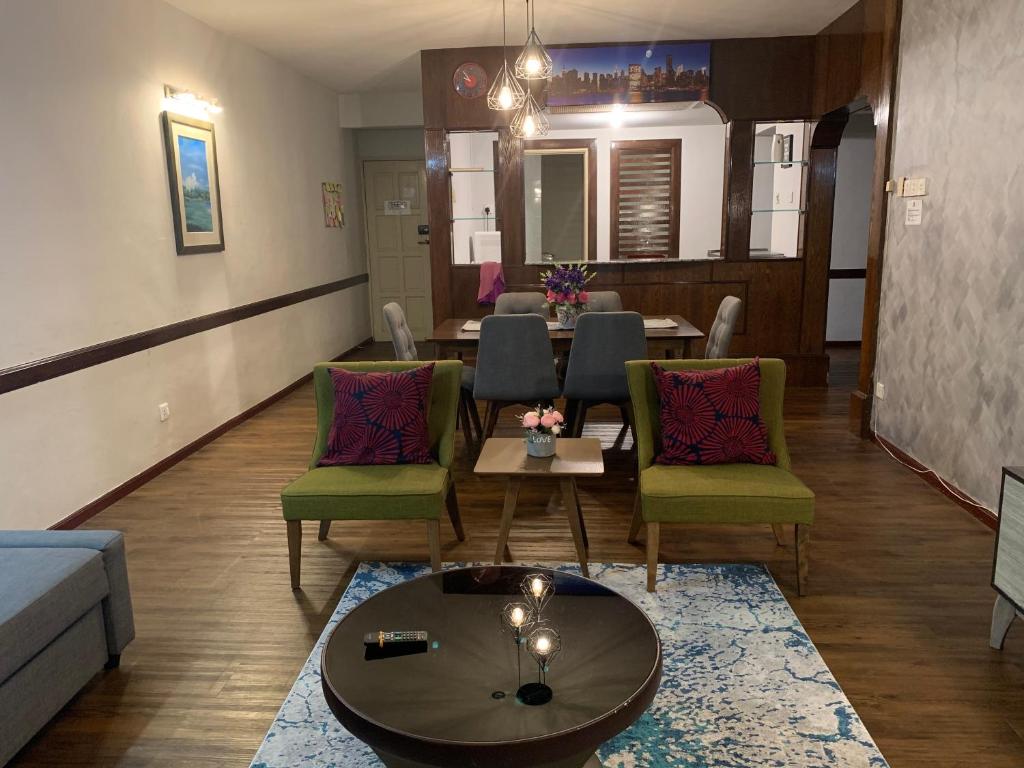 Condo D'Savoy @ Famosa, Malacca - Apartamento De Tres Habitaciones