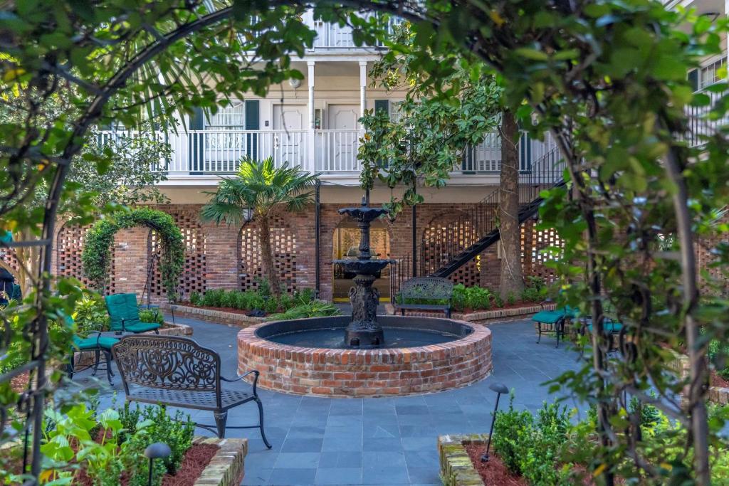 Best Western Plus French Quarter Courtyard Hotel, New Orleans – Updated  2024 Prices