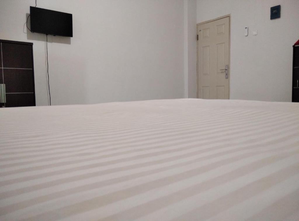 Wisma Anton Soedjarwo - Standard Double Room
