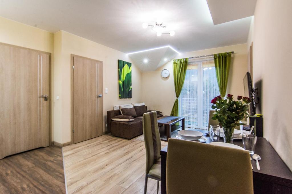 Posedenie v ubytovaní Apartamenty Izerskie - ul. Cicha 13H-I