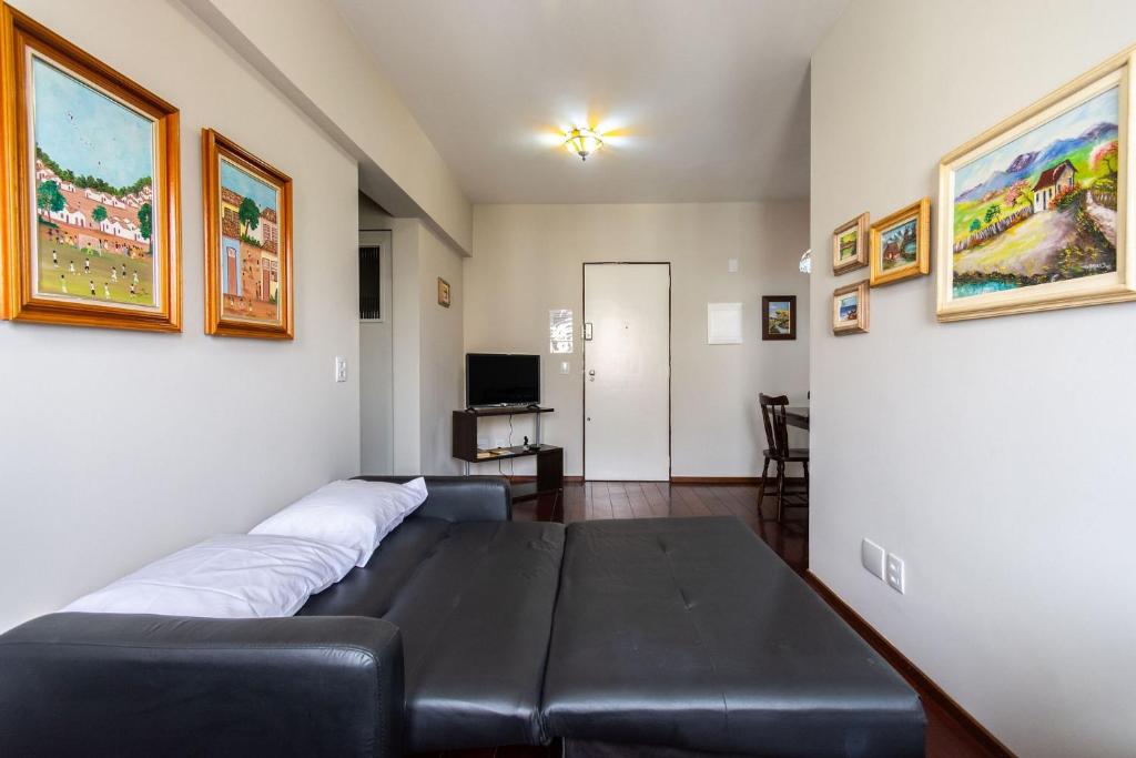  Apartamento na Rua Frei Caneca Em Frente ao Shopping