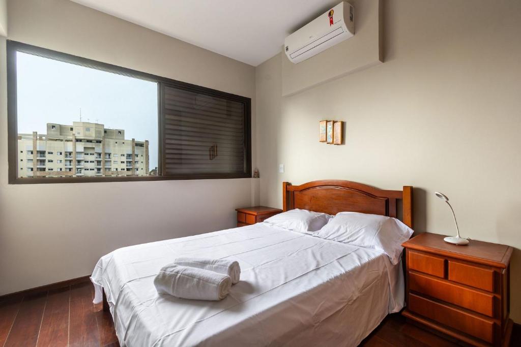  Apartamento na Rua Frei Caneca Em Frente ao Shopping