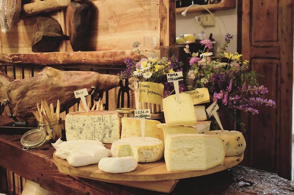 Zdjęcie z galerii obiektu Locanda Allevè Hotel Ristorante w mieście Pragelato