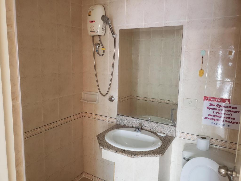 Everybody's Inn - Resim 22