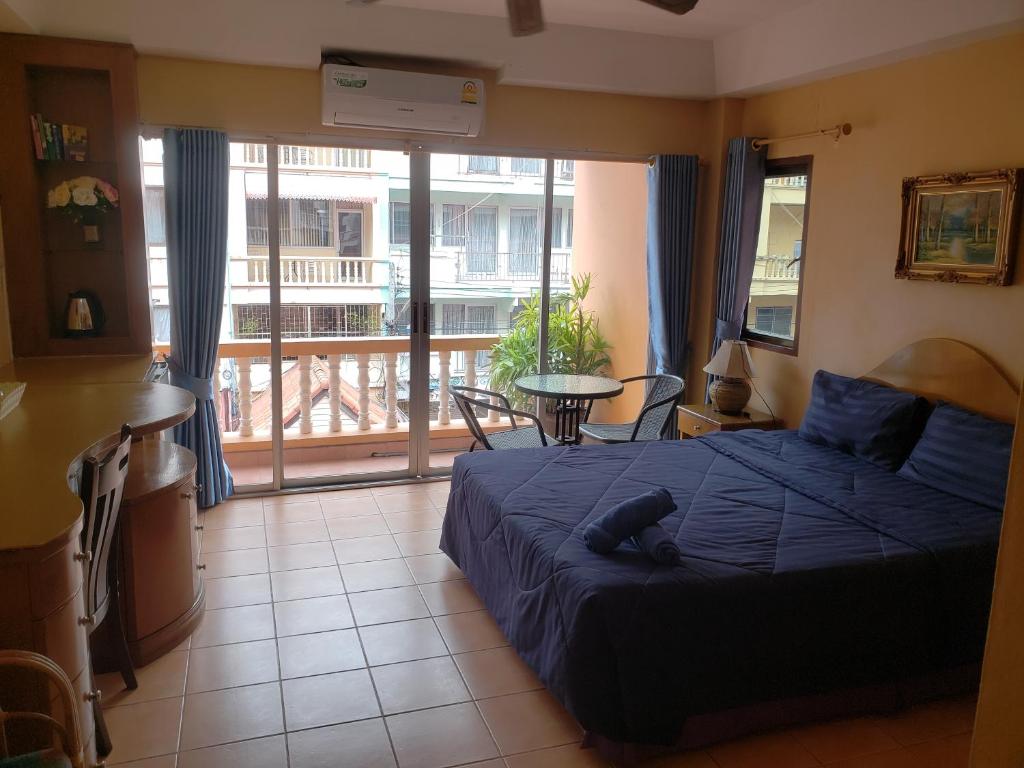 Everybody's Inn - Resim 18