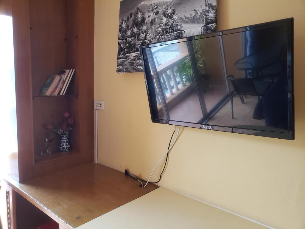 Everybody's Inn - Resim 8