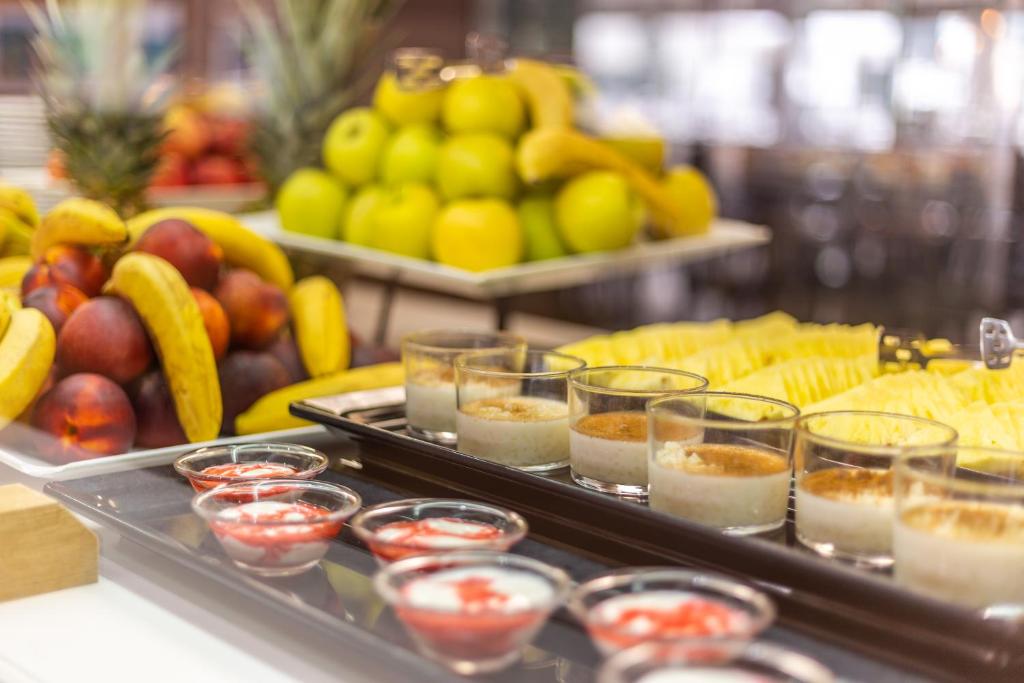 Comida no hotel ou em algum lugar perto