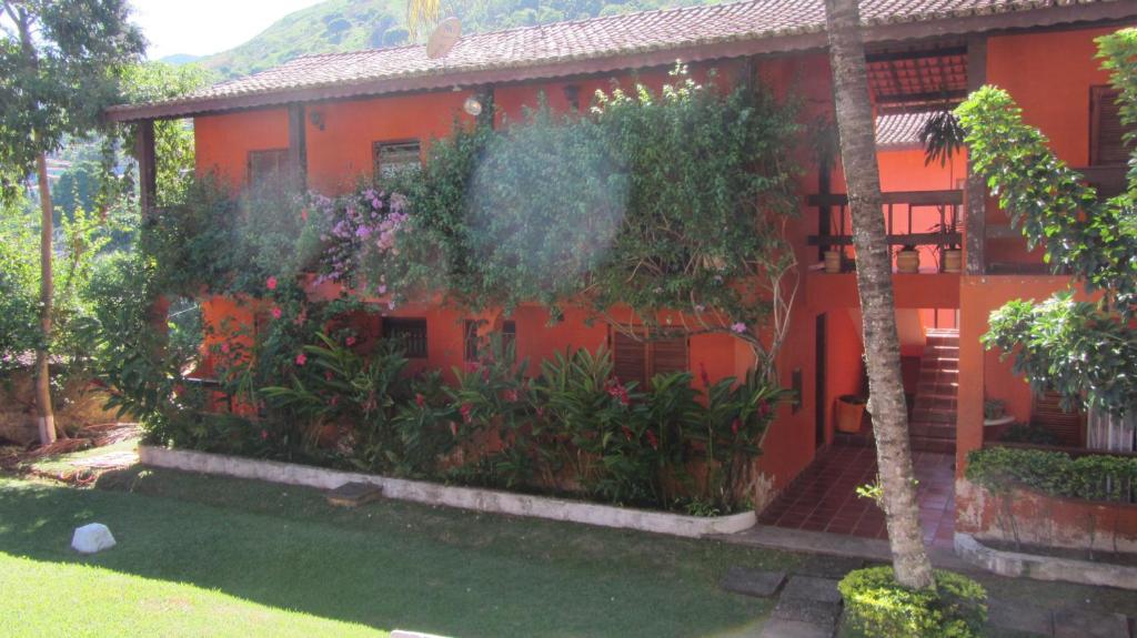  Chalé em Ilhabela - Praia de Itaguassu