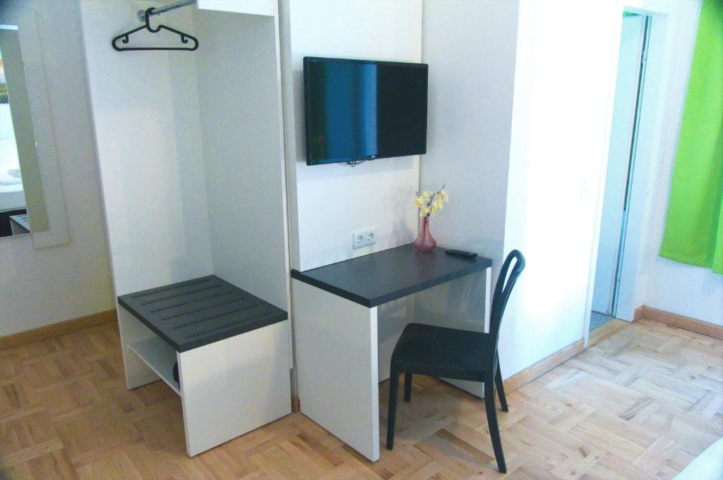 Kuchyň nebo kuchyňský kout v ubytování bestprice Hotel Aachen Hauptbahnhof