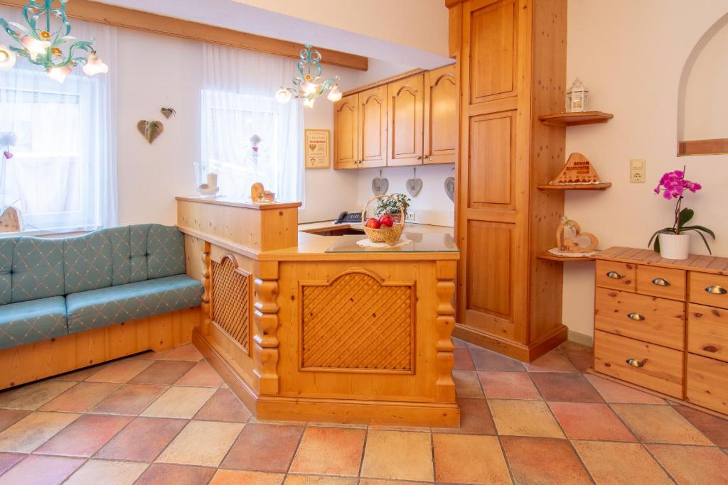 Kuchyň nebo kuchyňský kout v ubytování Pension am Rain