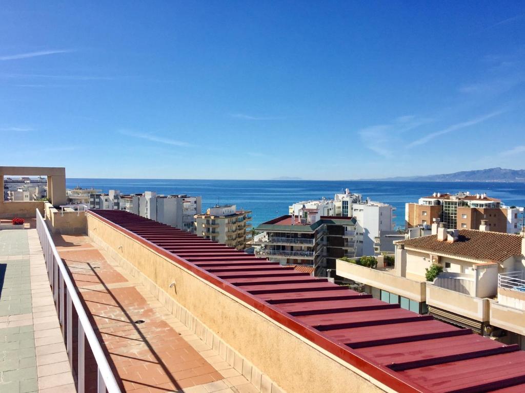 A general sea view or a sea view taken from Az apartmant