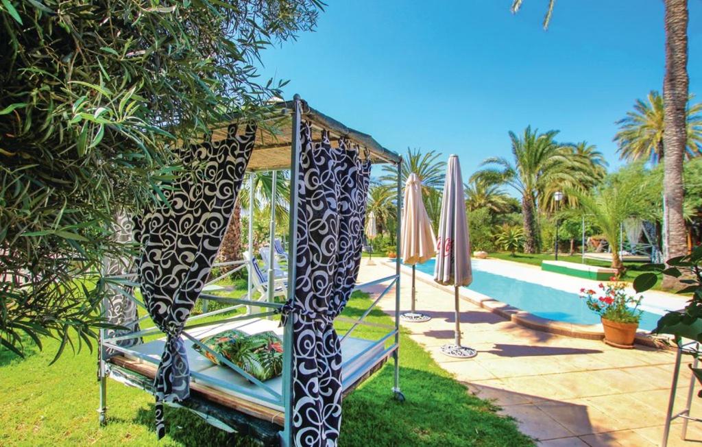 6 bedrooms villa at Alicante 800 m away from the beach with ...