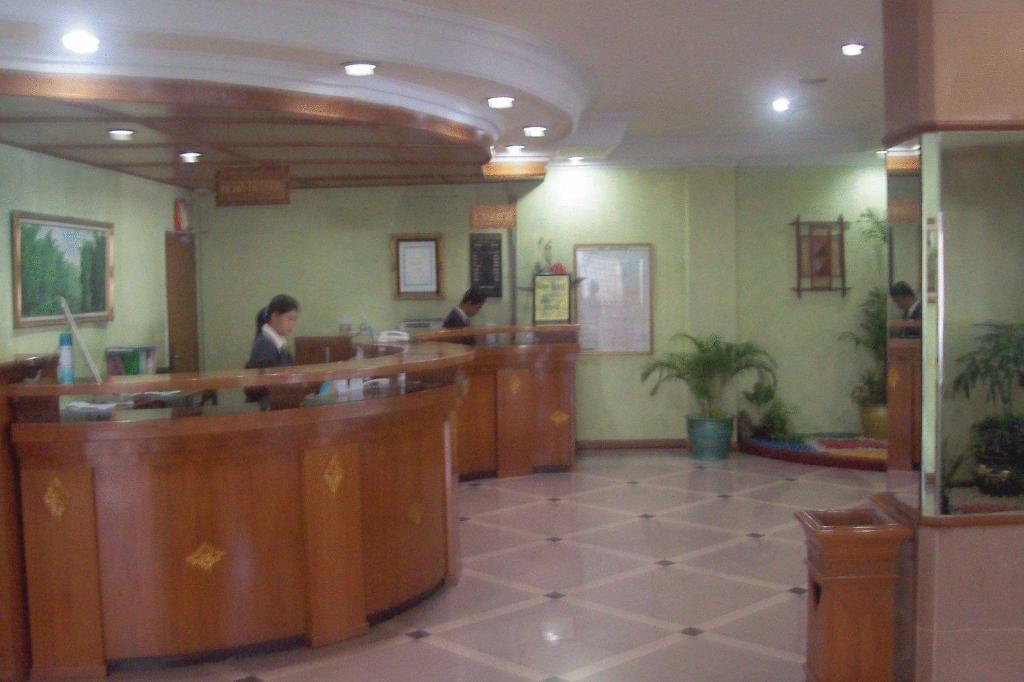 Vstupní hala nebo recepce v ubytování Puri Jaya Hotel