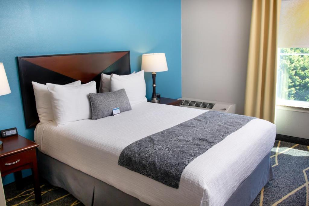 Belltown Inn - Queen Room