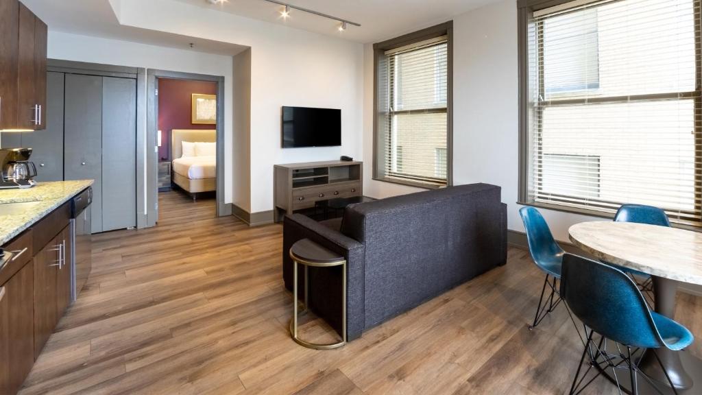Holiday Inn Club Vacations New Orleans Resort, an IHG Hotel - 