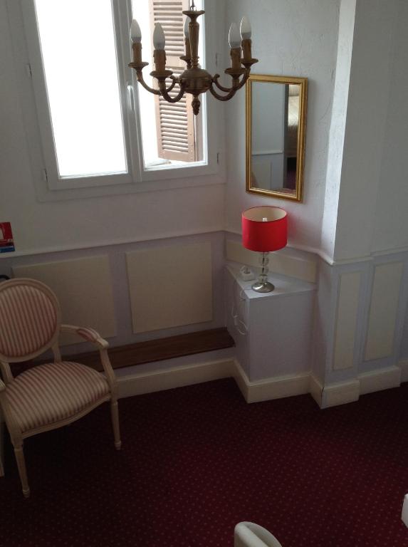 Hôtel Du Stade - Resim 25