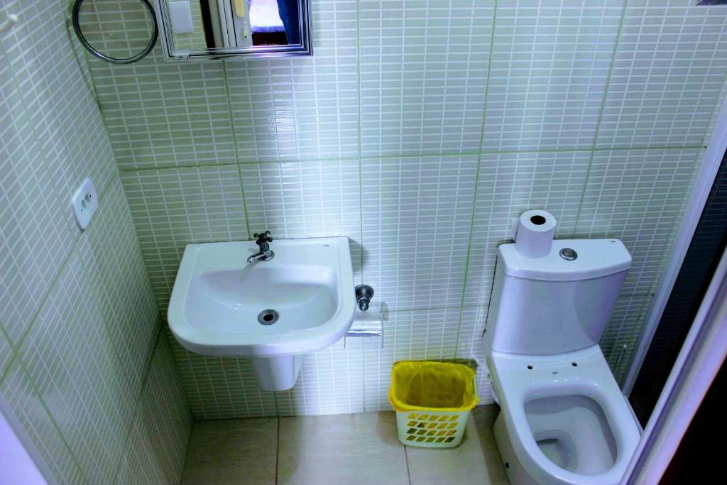  Casa com piscina no litoral norte
