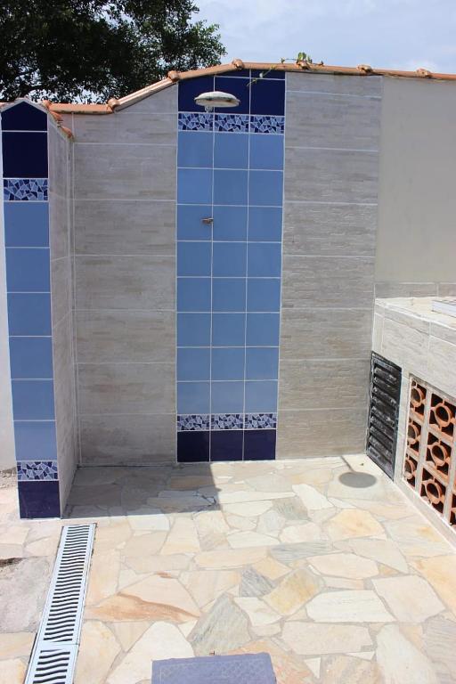  Casa com piscina no litoral norte