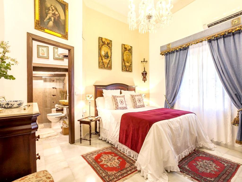 Fotografie z fotogalerie ubytování Comfortable house in the heart of Seville with AC. v destinaci Seville