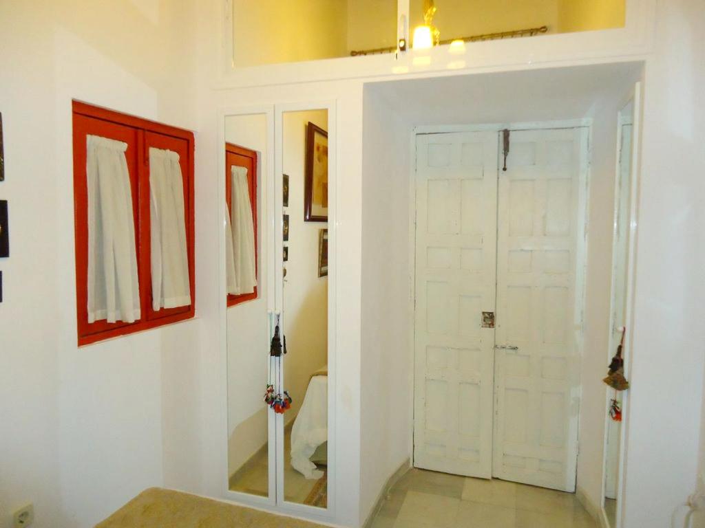 Fotografie z fotogalerie ubytování Comfortable house in the heart of Seville with AC. v destinaci Seville