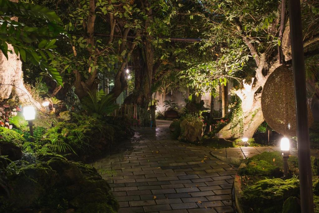 Jardín al aire libre en Treescape Resort Chiangmai