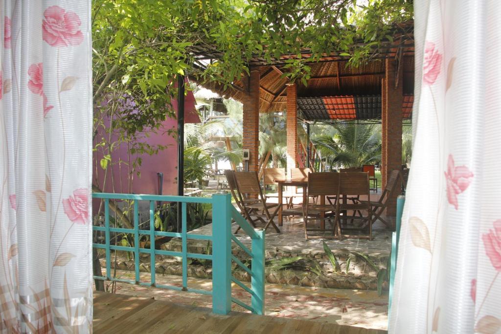 Resort Bao Anh Sunset Beach - Standard Triple Room