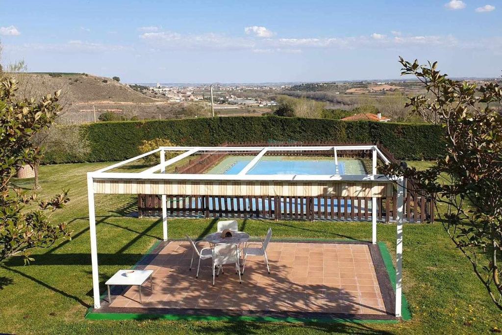 Bazén v ubytovaní Finca la barrosa ciudad y campo juntos alebo v jeho blízkosti