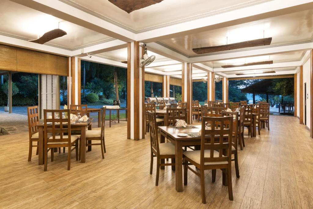 Restaurace v ubytování Mapakada Village - Mahiyanganaya