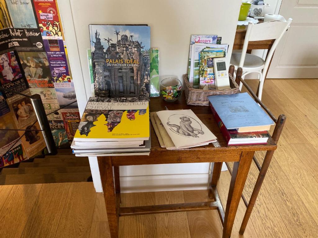 Chez L'Antiquaire - Tweepersoonskamer L'Atelier
