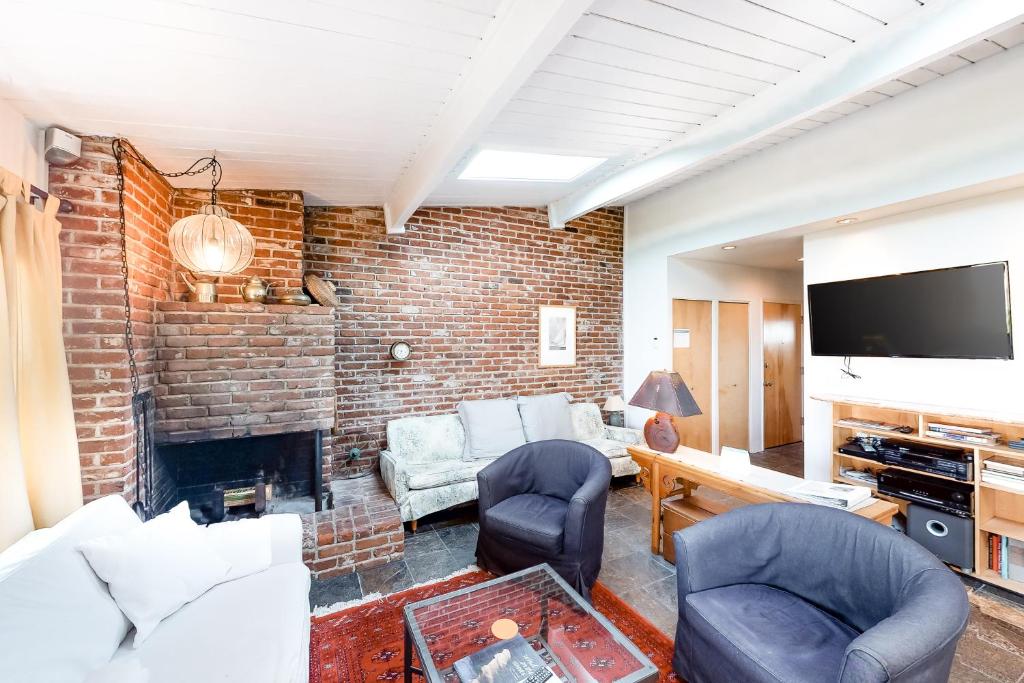 Captain's Quarters, Seaside (updated prices 2024)