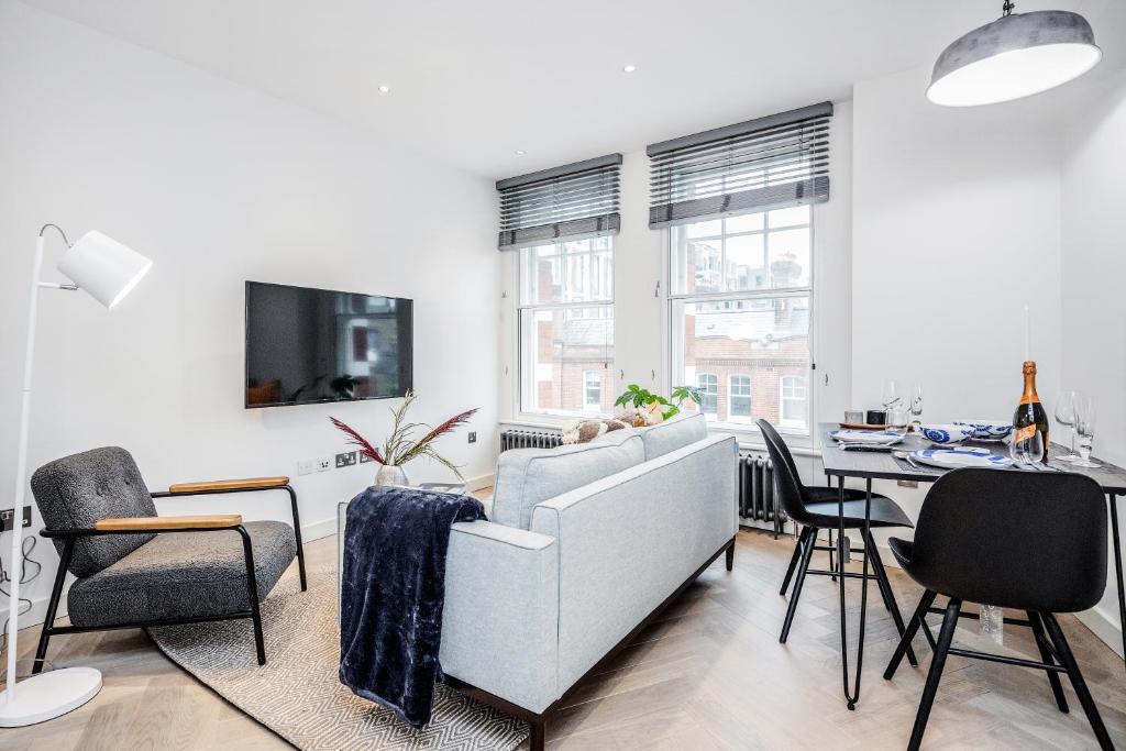 Kula London - Fitzrovia Newman St - One-Bedroom Apartment