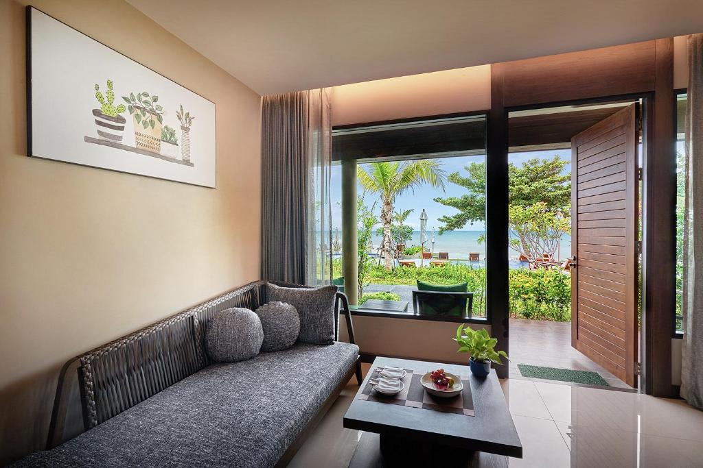Posezení v ubytování Khanom Beach Resort And Spa