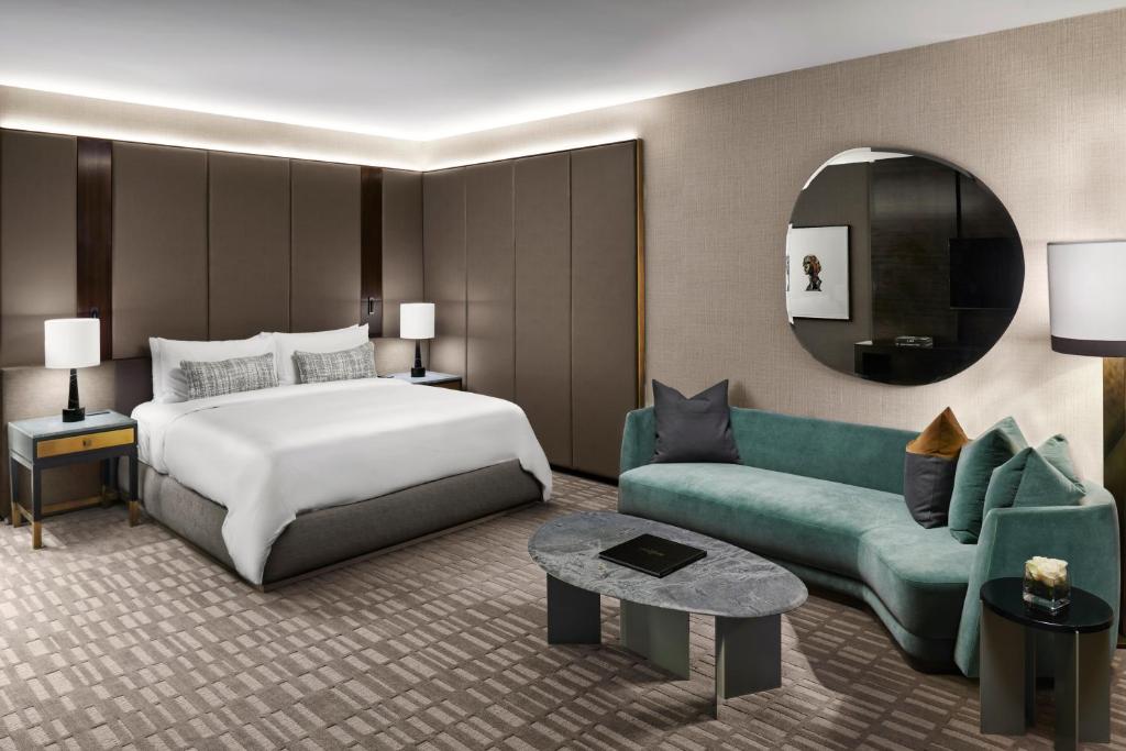 
Luxry Room, 1 King Bed
