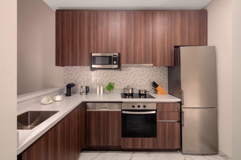 Avani Plus Palm View Dubai Hotel & Suites - Resim 43