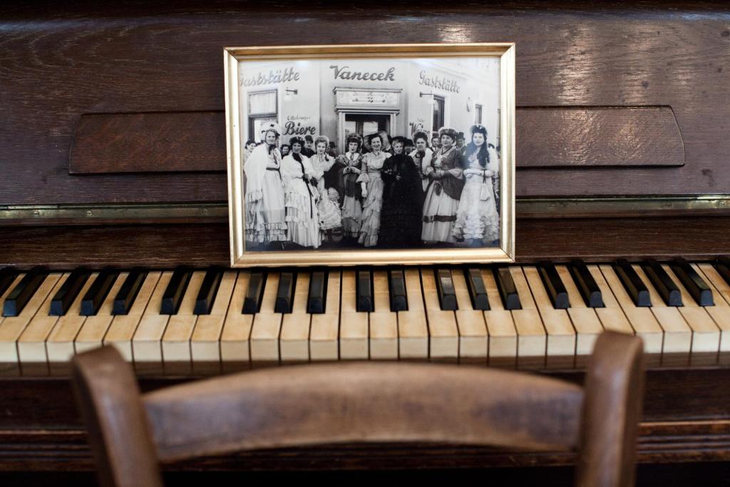 Hotel Schwalbe - Resim 39