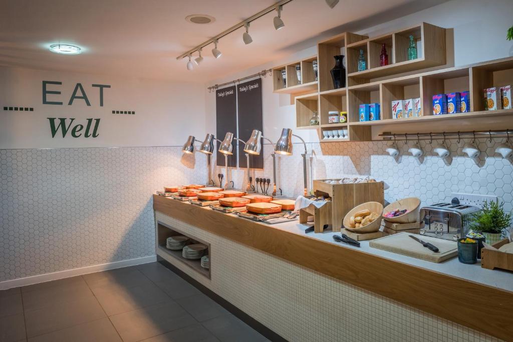 Holiday Inn Manchester West by IHG - Resim 9