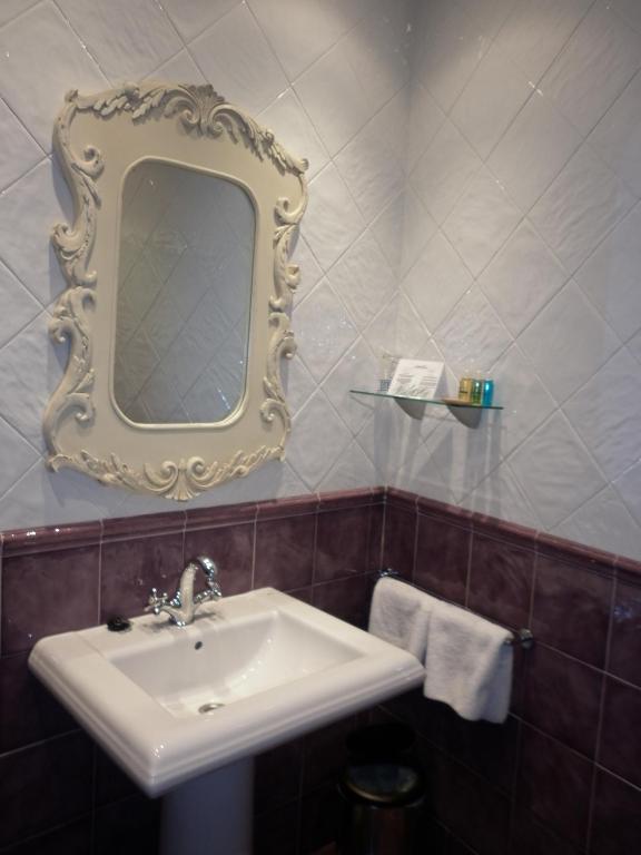 Kúpeľňa v ubytovaní Hostal Mesón Castilla