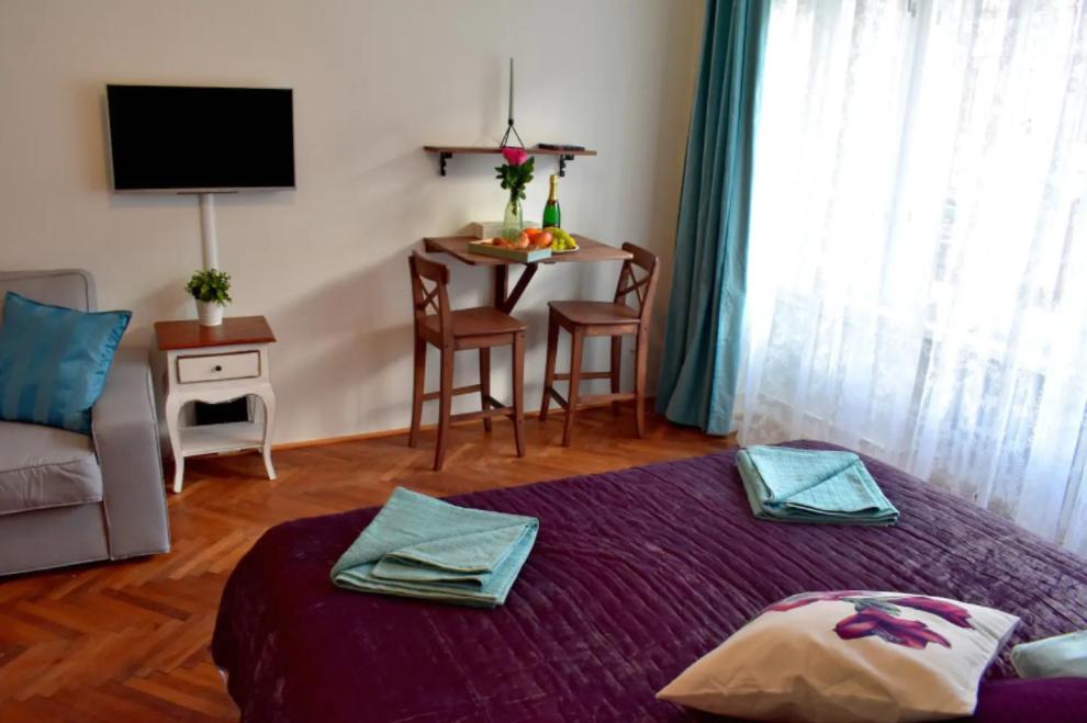 Romantic apartments Karlin - One-Bedroom Apartment