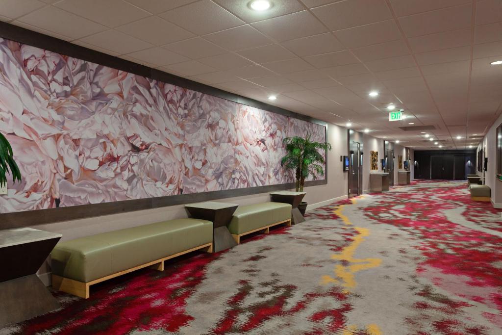 Crowne Plaza Silicon Valley North - Union City by IHG photo
