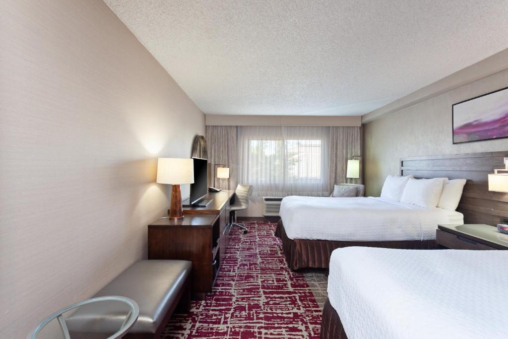 Crowne Plaza Silicon Valley North - Union City by IHG photo