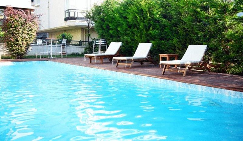 Bazén v ubytování Island Hotel nebo v jeho okolí