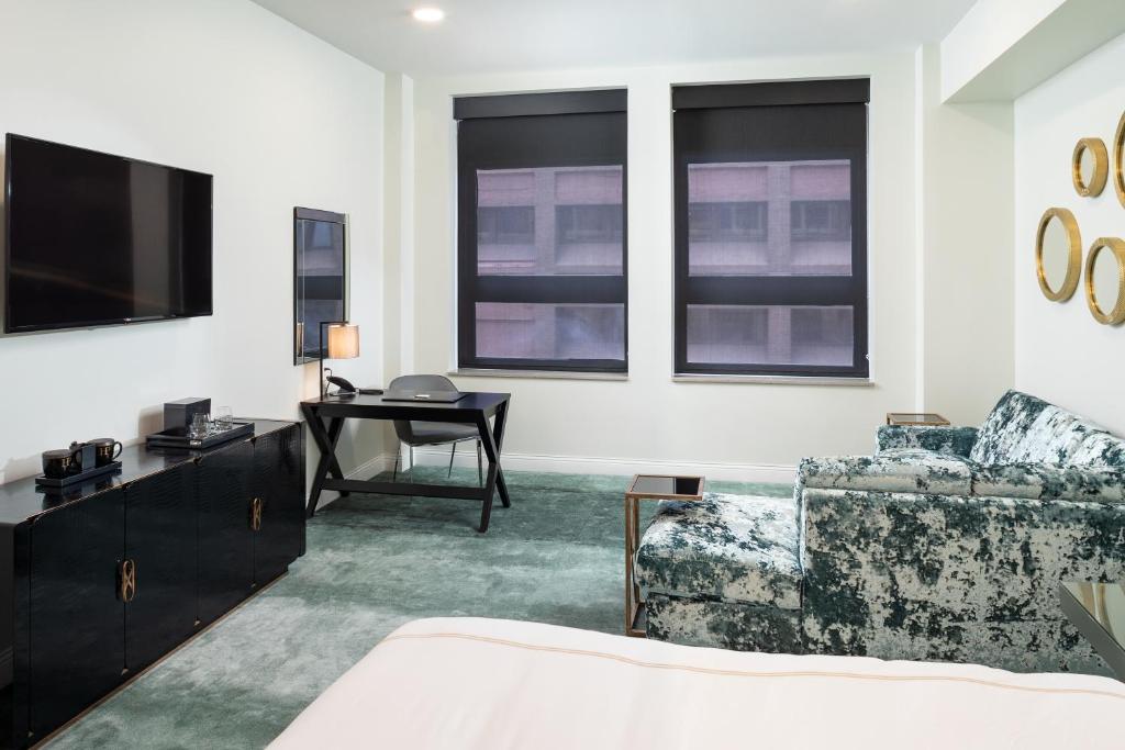 Hotel On Phillips photo