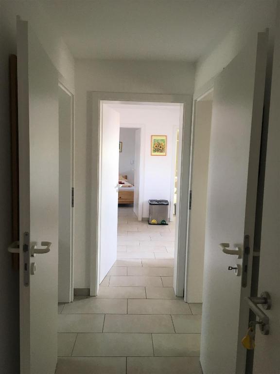 Lautersheimer Gutshof - Three-Bedroom Apartment